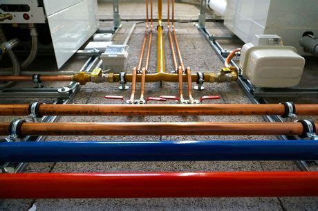 Hotel Plumbing Maintenance: The Essentials .